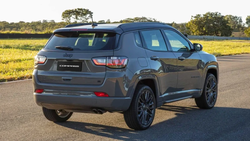 Jeep Compass 4xe traseira