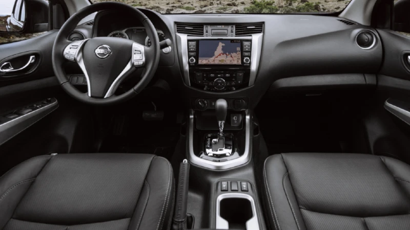 Nissan Frontier Interior