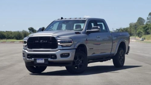 RAM 3500 Dianteira